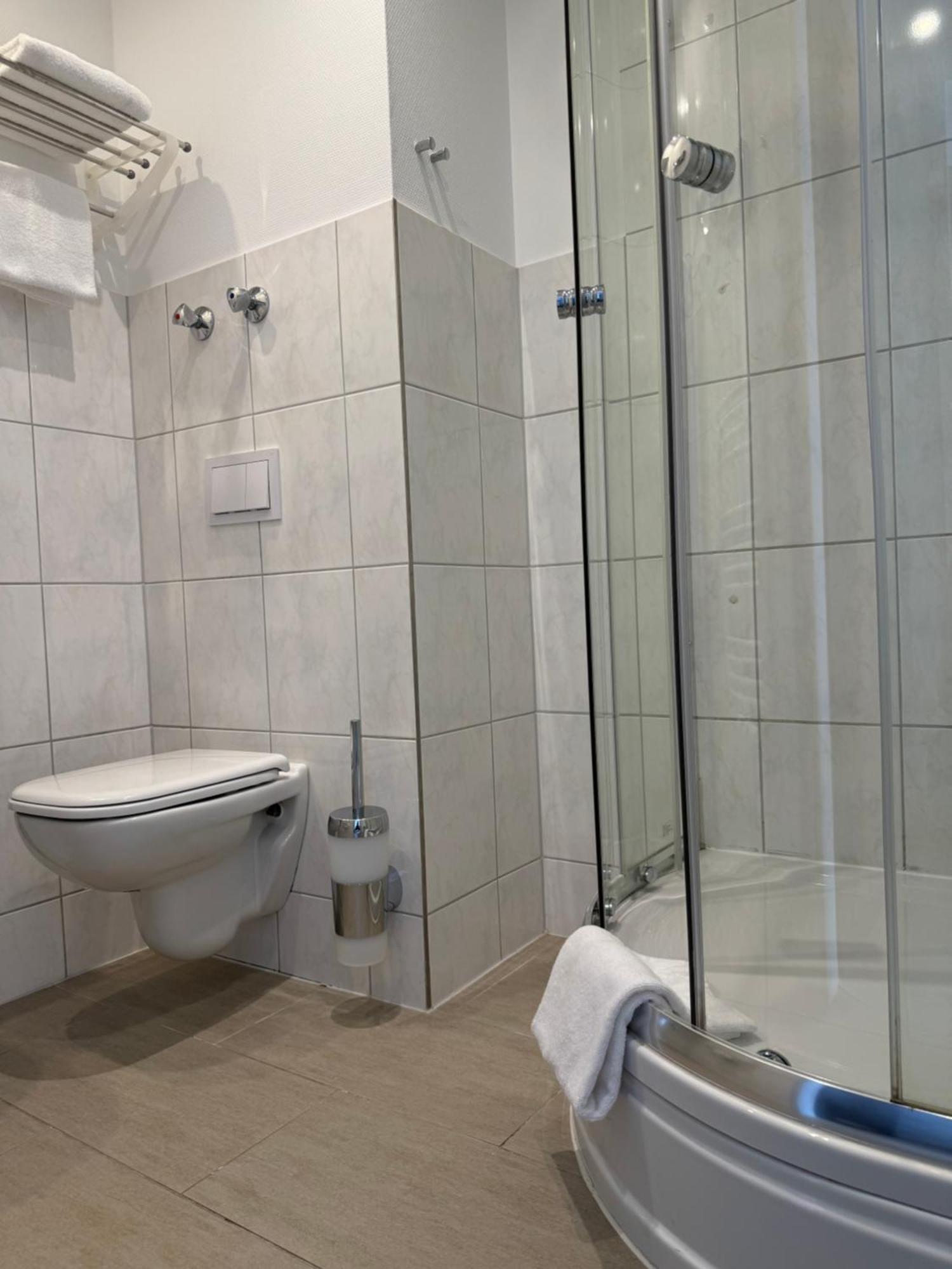 Skyline Hotel Хановер Екстериор снимка