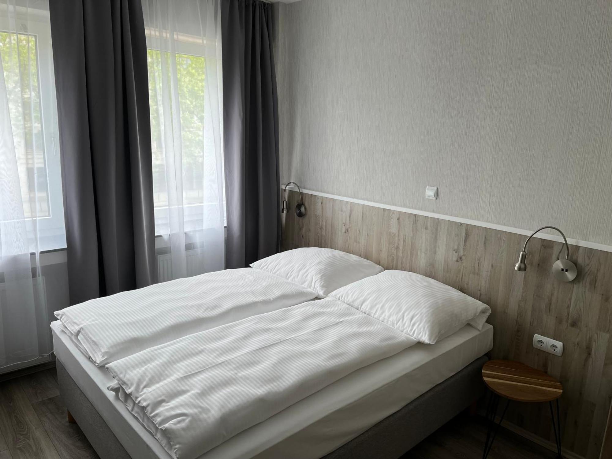 Skyline Hotel Хановер Екстериор снимка