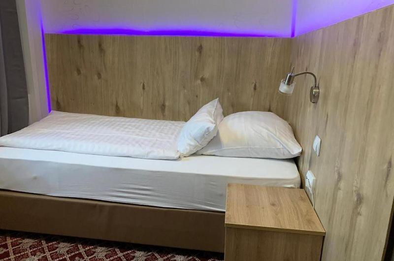 Skyline Hotel Хановер Екстериор снимка